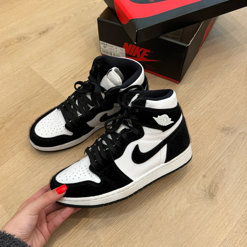 Jordan 1 Retro High Twist (W)